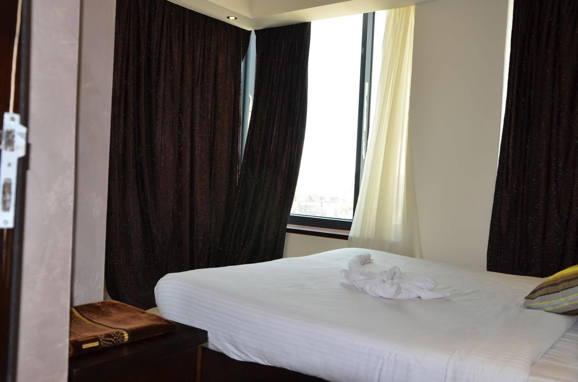 Diamond Hotel Амман Экстерьер фото